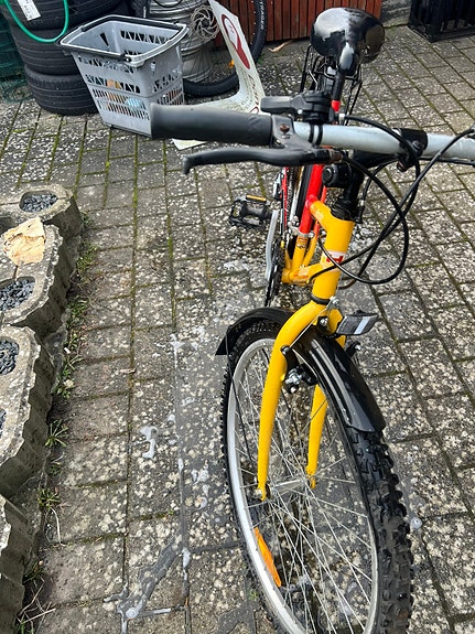 Product image 1 of 6