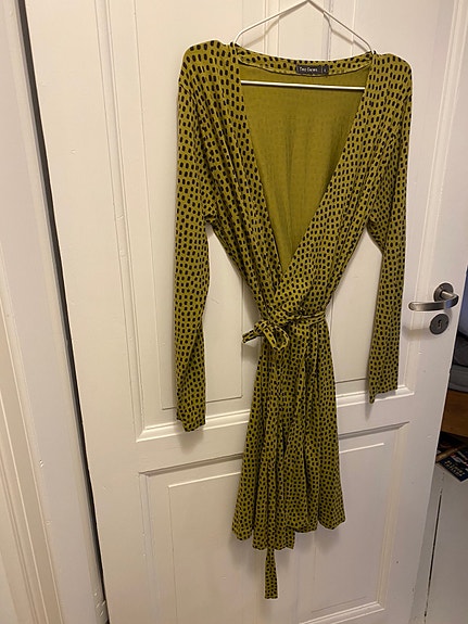 Two danes Dametøj Til salg DBA