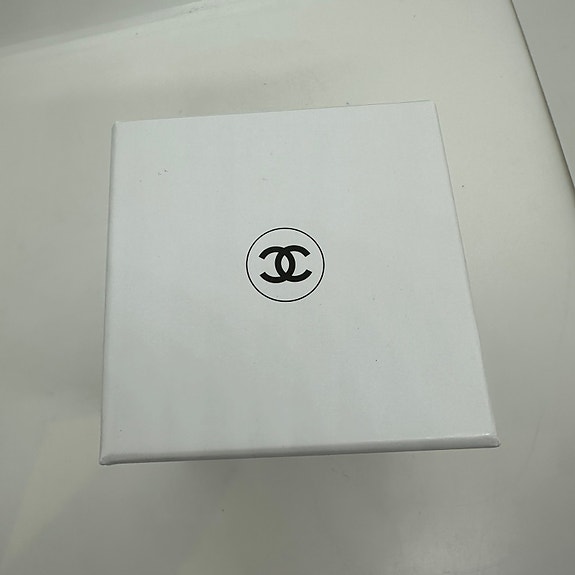 Product image 16 of 16