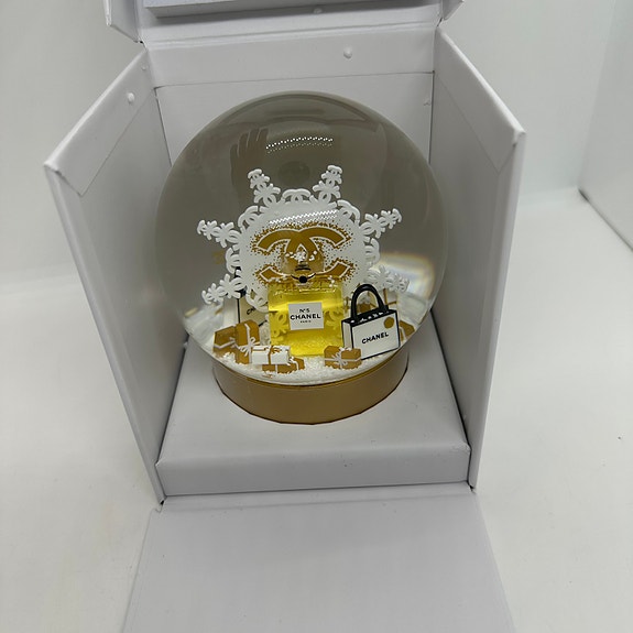 Product image 12 of 16