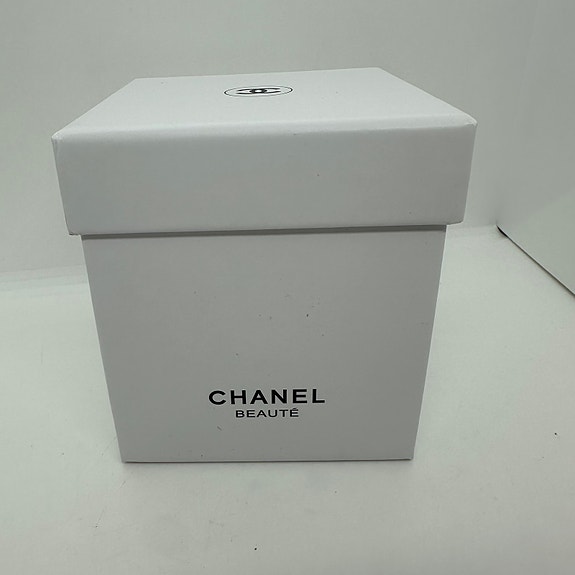 Product image 13 of 16