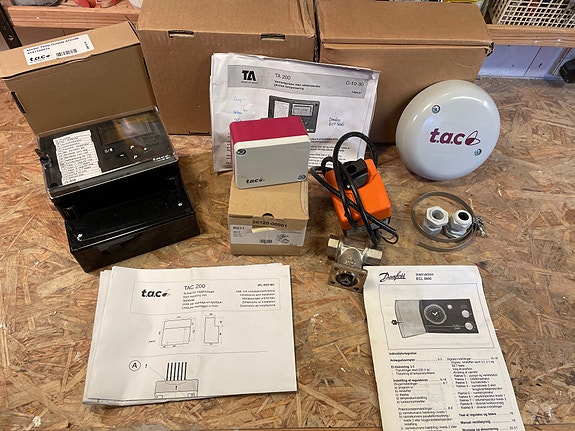 Product image 1 of 4