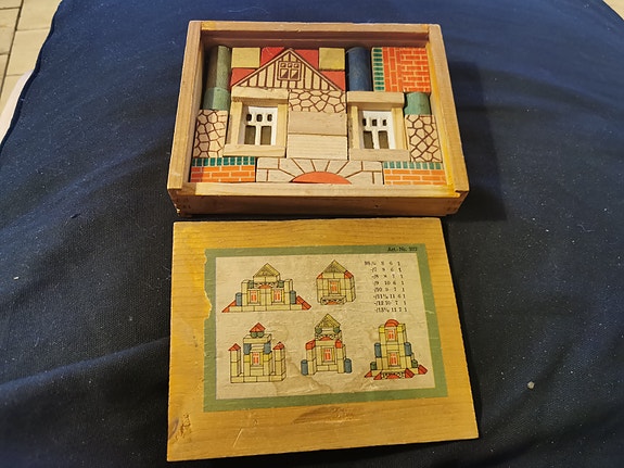 Product image 1 of 3