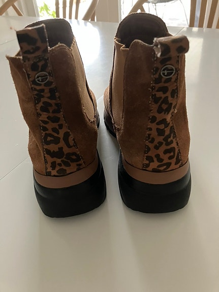 Product image 1 of 5