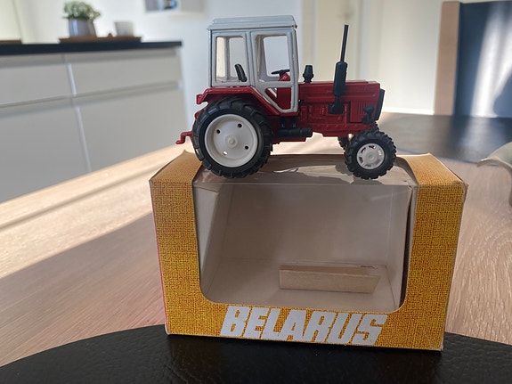 Product image 1 of 4