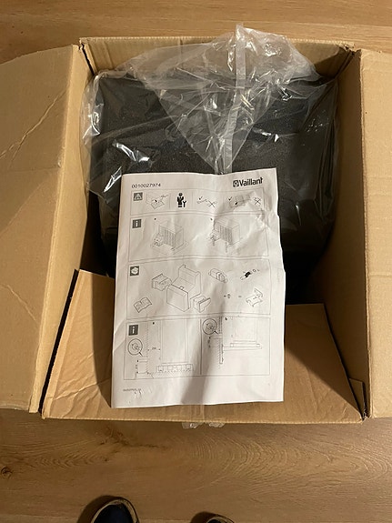 Product image 1 of 2