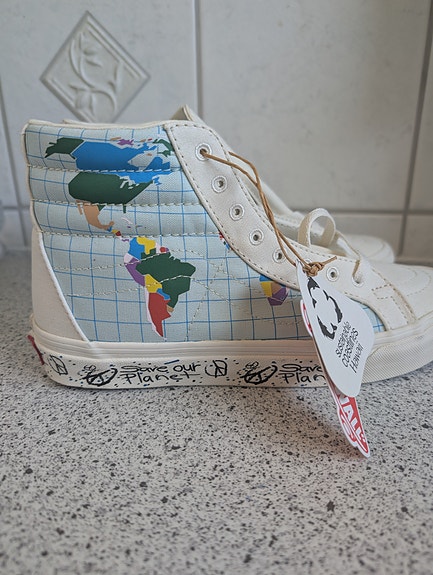 Product image 1 of 7