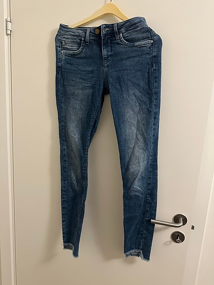 Product image 11 of 25