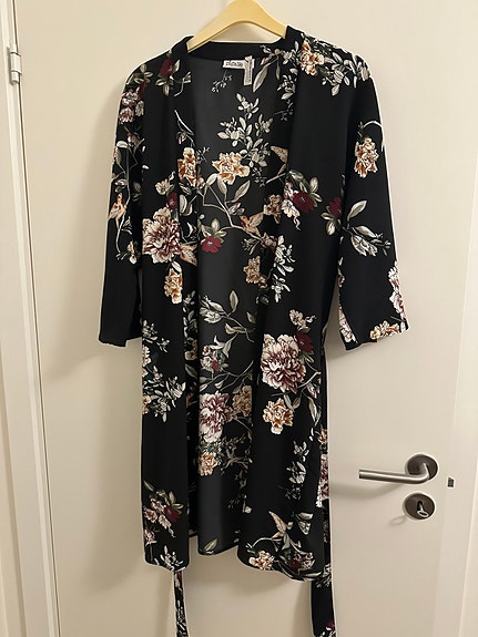 Product image 22 of 25
