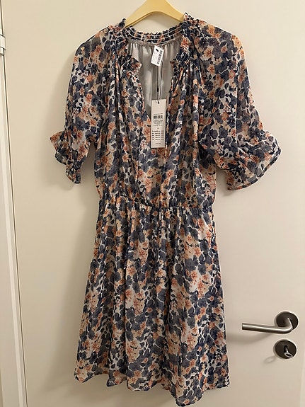 Product image 21 of 25