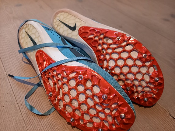 Product image 1 of 6