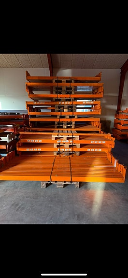 Product image 1 of 3