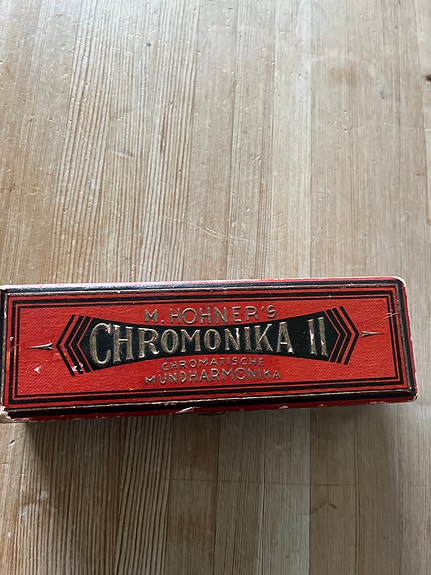 Product image 1 of 2