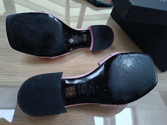 Product image 11 of 11