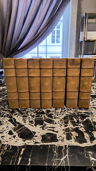 Product image 1 of 8