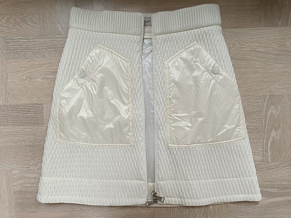 Product image 1 of 8