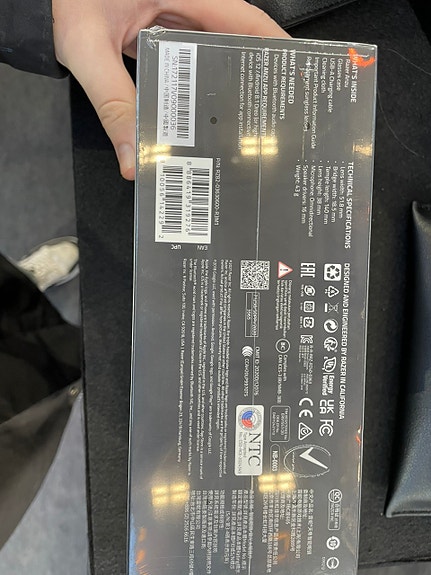 Product image 3 of 3