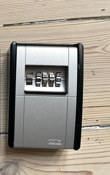 Product image 2 of 5