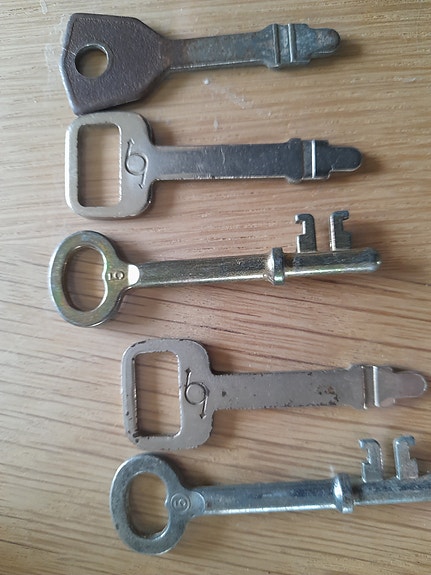 Product image 9 of 9