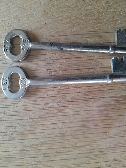 Product image 8 of 9