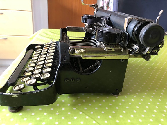 Product image 8 of 10