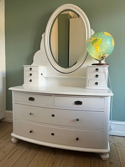 Product image 1 of 7