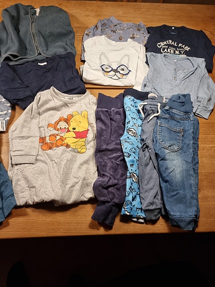 Product image 1 of 2