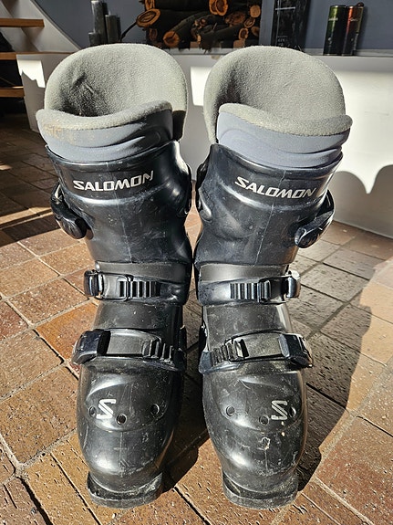 Product image 1 of 3