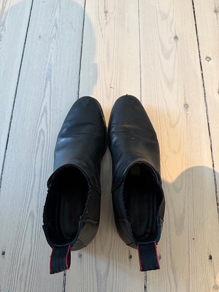 Product image 1 of 3