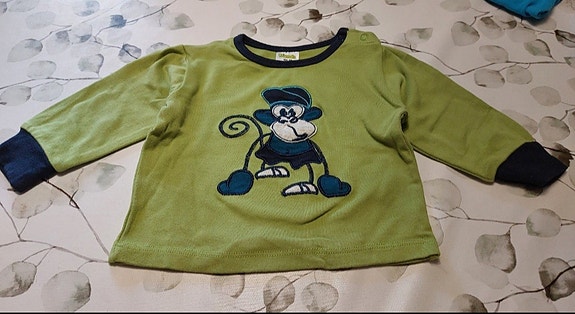 Product image 1 of 2