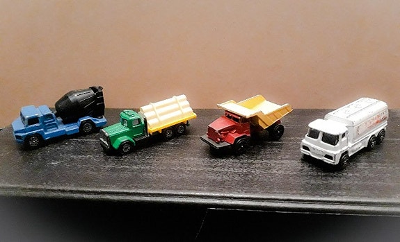 Product image 1 of 2