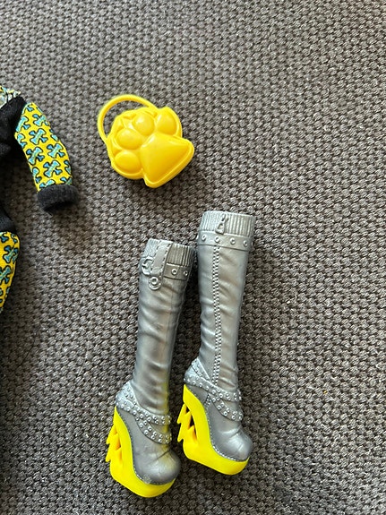 Product image 3 of 6