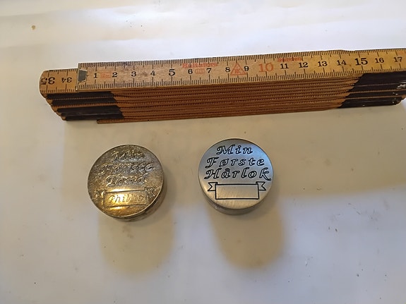 Product image 1 of 3
