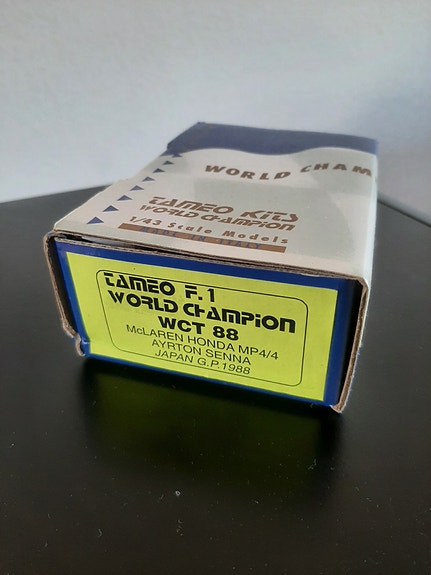 Product image 1 of 3