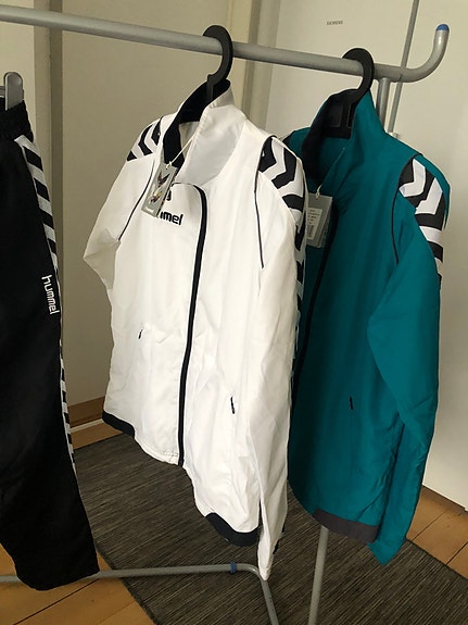 Product image 1 of 7