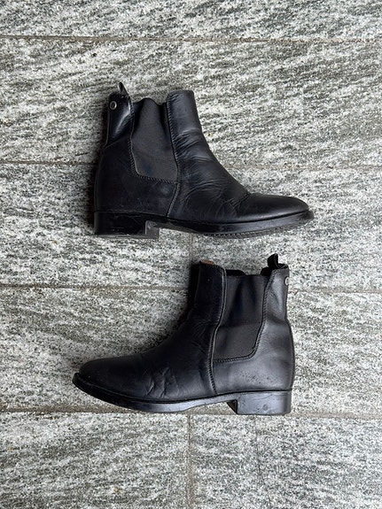 Product image 1 of 7