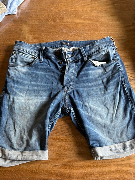 Product image 27 of 36