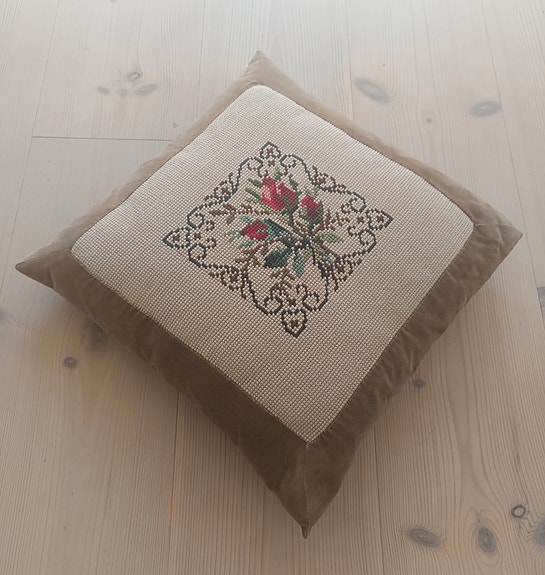 Product image 1 of 8