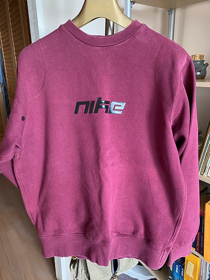 Aubergine-farvet Nike sweatshirt Nike.