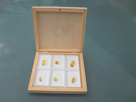 Product image 1 of 3