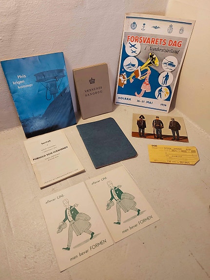 Product image 1 of 8