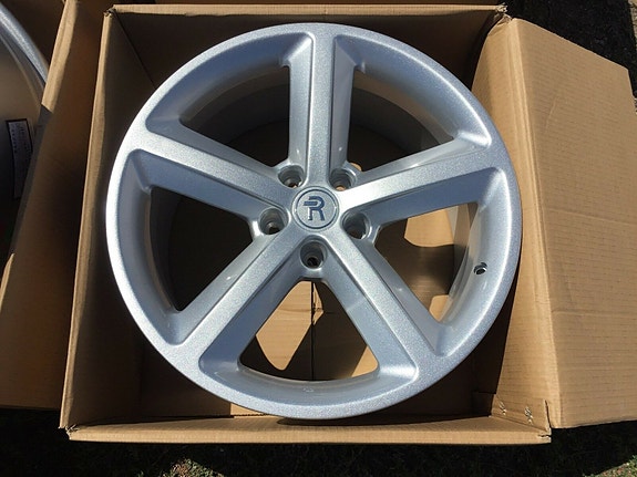 Product image 3 of 5