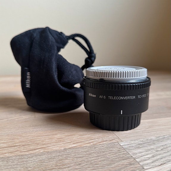 Product image 1 of 2