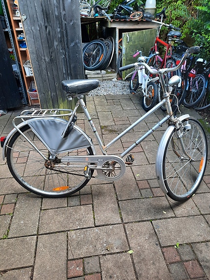 Product image 1 of 8