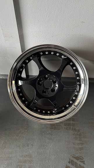 Product image 1 of 9