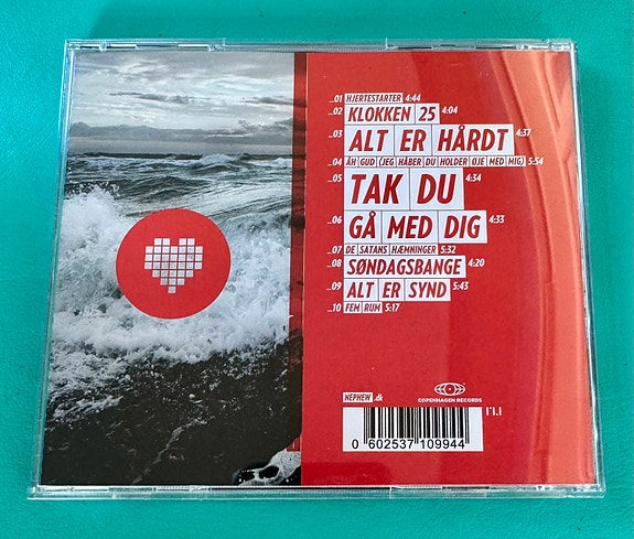 Product image 2 of 3