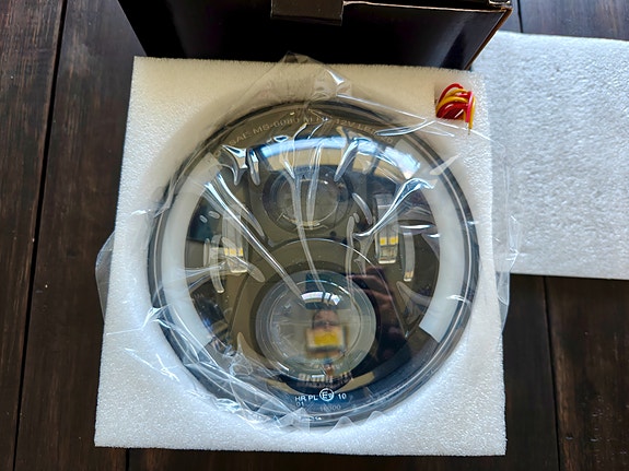 Product image 2 of 7
