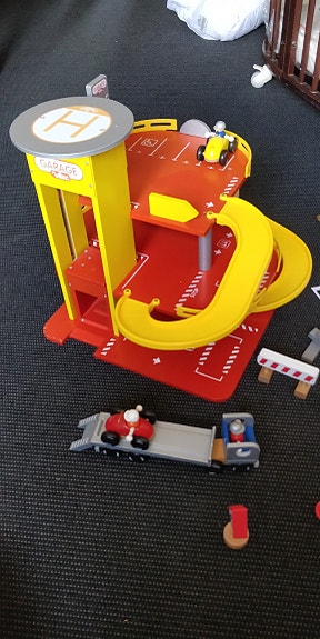 Product image 2 of 10