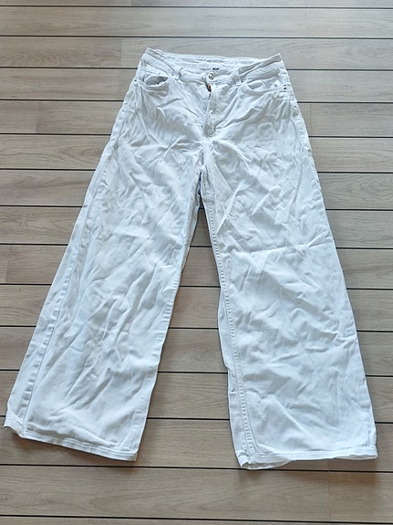 Product image 16 of 21