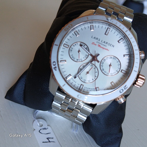 Product image 16 of 20